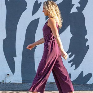 Title Nine Round Trip Sleeveless Convertible Jumpsuit Red - Size Small - NWOT